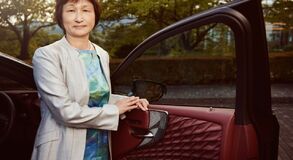LEXUS LS: A KÉZZEL HAJTOGATOTT MESTERMŰ